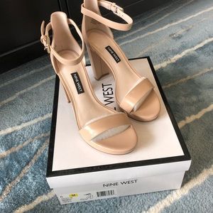 Nine West Dempsey Block Heel in LT Natural